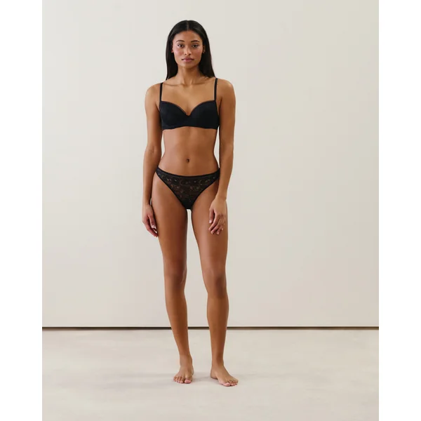 Soutien-gorge à coque fine en dentelle florale