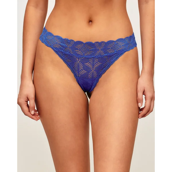 String en dentelle