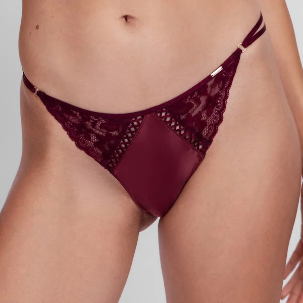 String Lyra Rouge Dorina