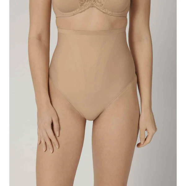 String Taille Haute Sculptant