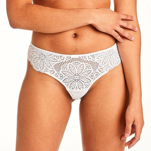 Tanga en dentelle florale