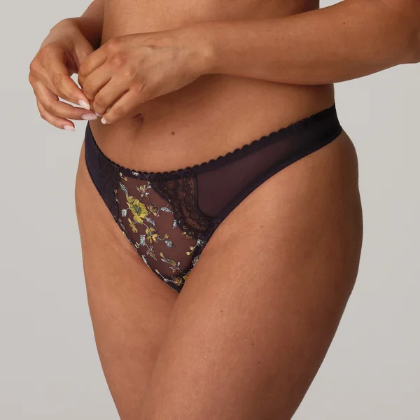 Tanga pourpre Prima Donna