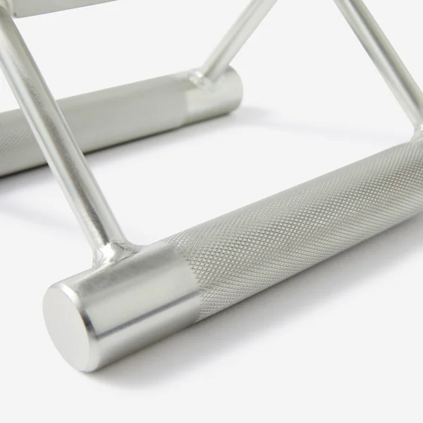 Triangle de tirage, musculation, revêtement métal avec stries