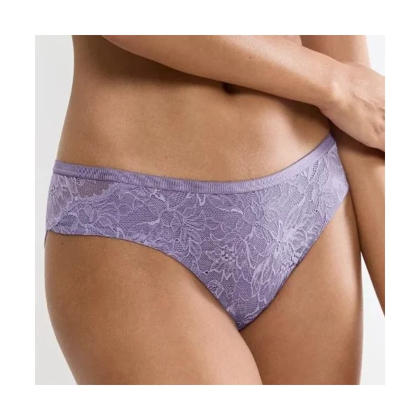 Triomphe Amourette Charm lilas slip brésilien