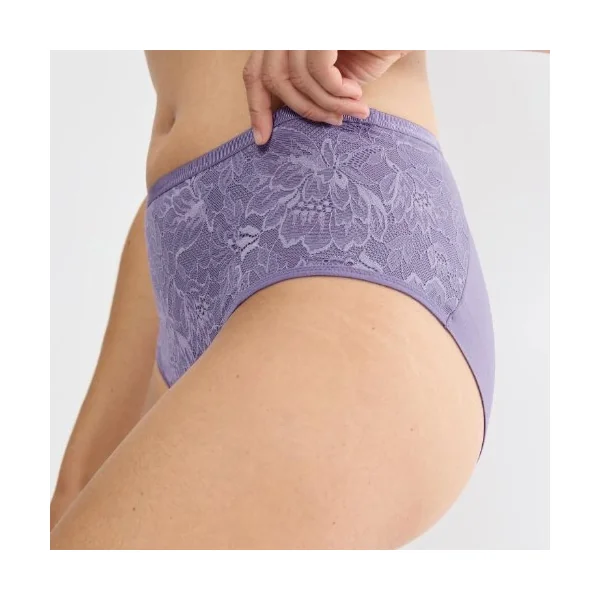 Triomphe Amourette Charm lilas slip