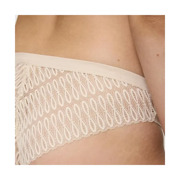 Triomphe Aura Spotlight beige slip brésilien