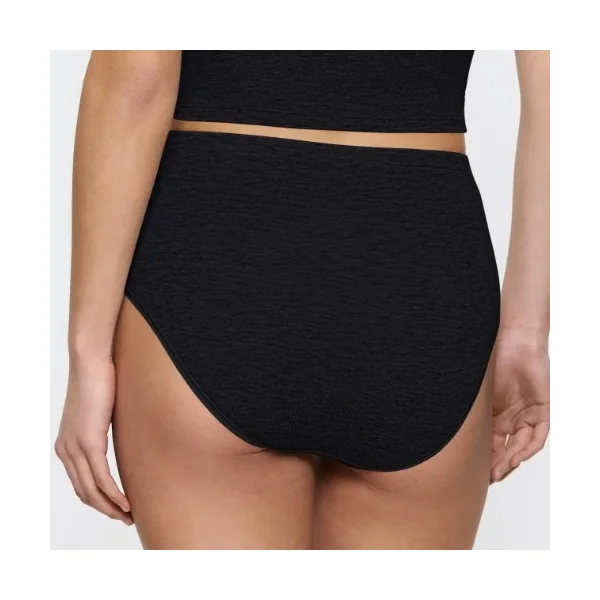 Triomphe Beauty Layers noir slip