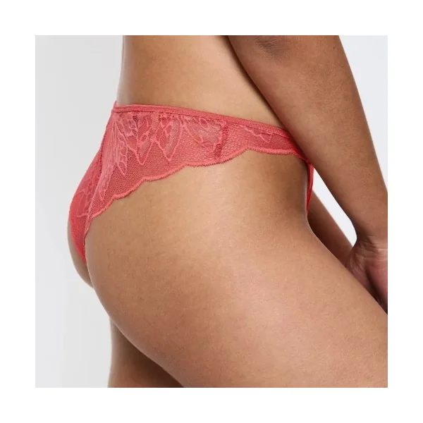 Triomphe Crazy Stupid Love rouge slip
