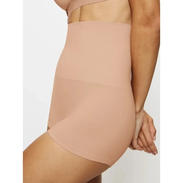 Triomphe Soft Sculpt beige haut slip