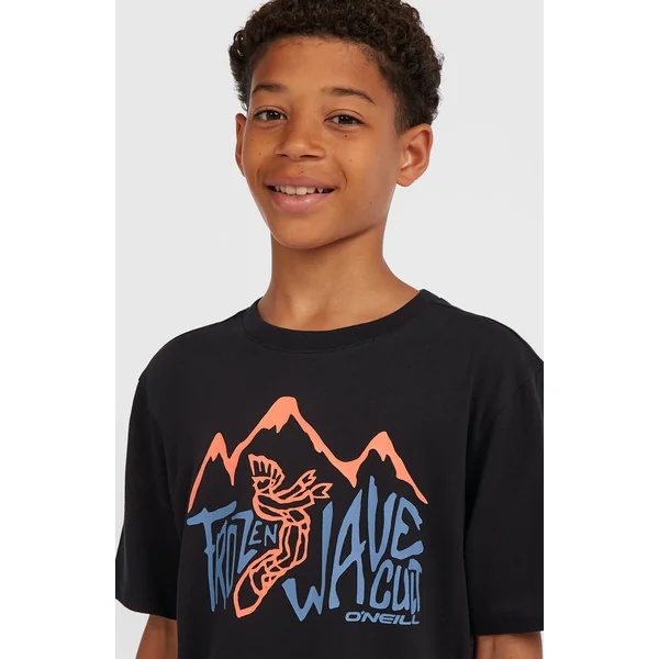 T-shirt Must-Have | Black Out