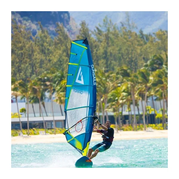 Voile windsurf GUNSAILS Torro 2025